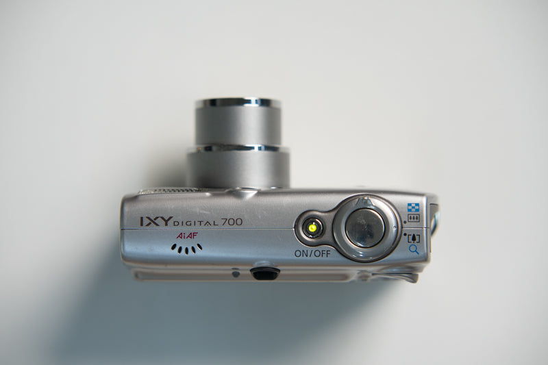 Canon IXY Digital 700 Digital Camera - Silver