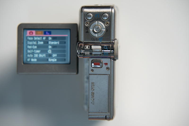 Canon Powershot TX1 Flip Screen Digital Camera (Ultra Rare) - Silver