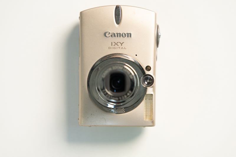 Canon IXY 700 Digital Camera - Champagne
