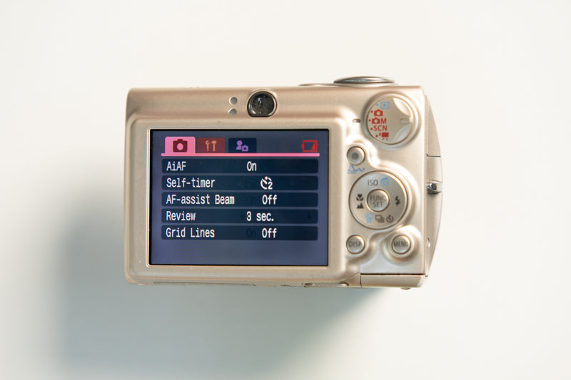 Canon IXY 700 Digital Camera - Champagne