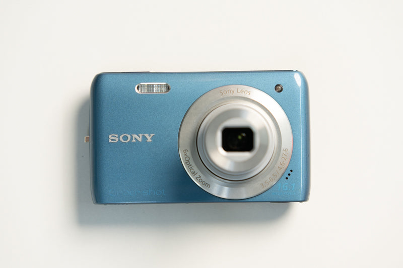 Sony Cybershot DSC-W670 Digital Camera - Sally Blue