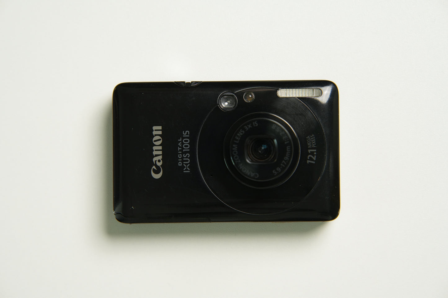 Canon IXUS 100 IS Digital Camera - Black