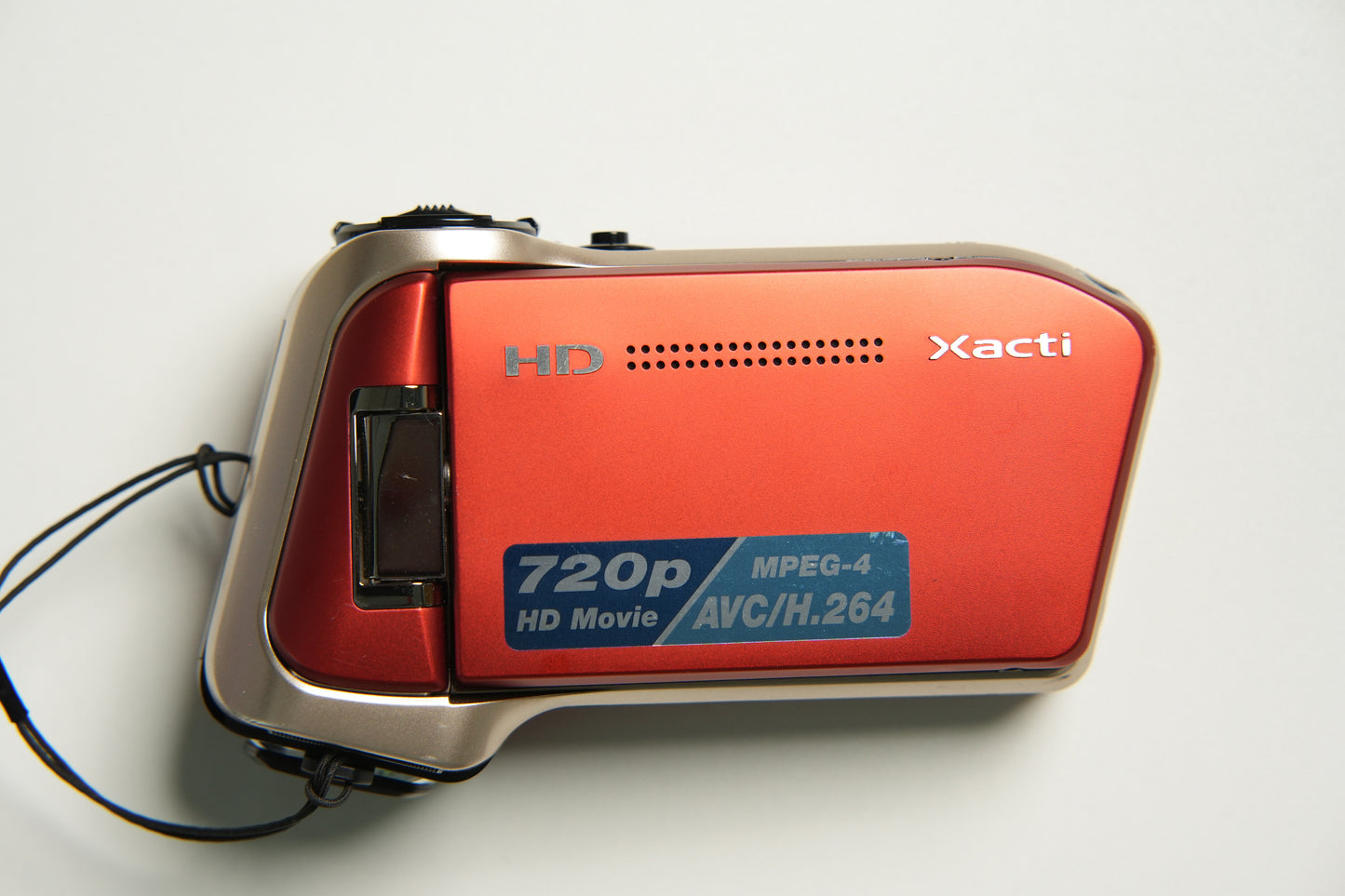 Sanyo VPC-HD700GXR Digital Camera Camcorder - Red