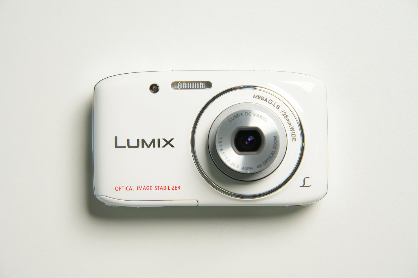 Lumix DMC-S2 Digital Camera - Gloss white