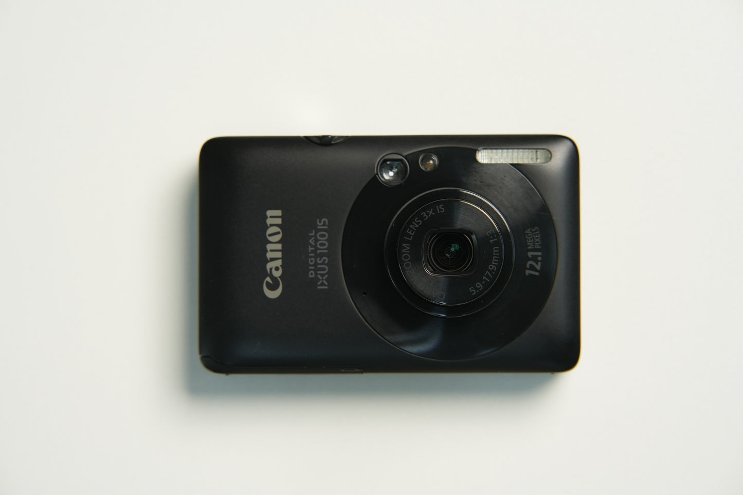 Canon IXUS 100 IS Digital Camera - Black