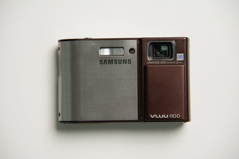Samsung VLUU i100 Digital Camera - Metallic Brown and Gray