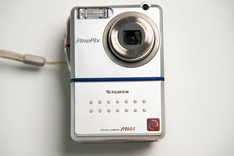 Fujifilm Finepix M603 Digital Camera (Ultra Rare) - Silver