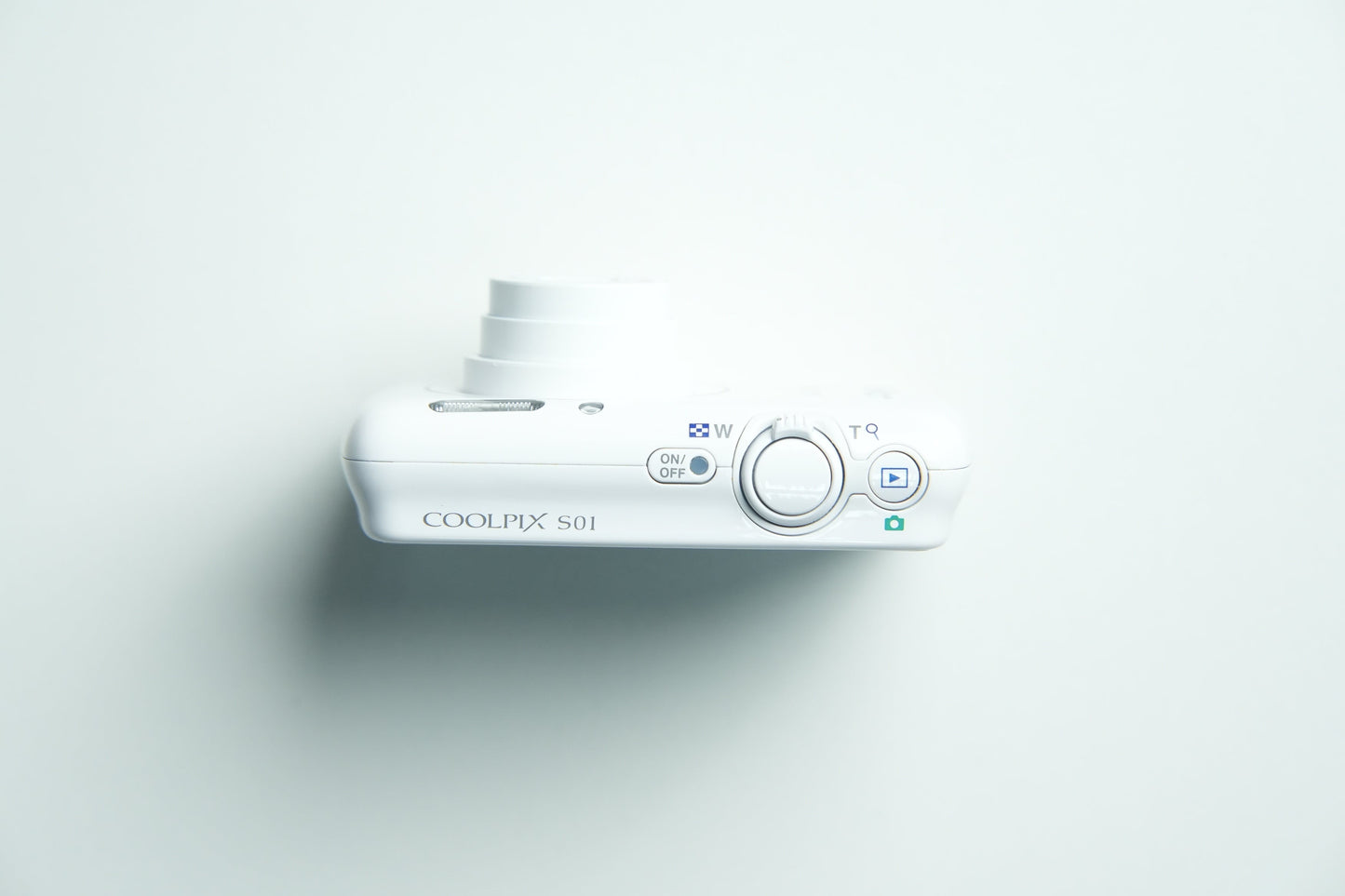 Nikon Coolpix S01 Digital Camera - Gloss White