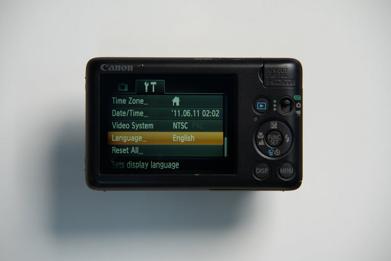 Canon IXY Digital 220 IS Digital Camera - Matte Black