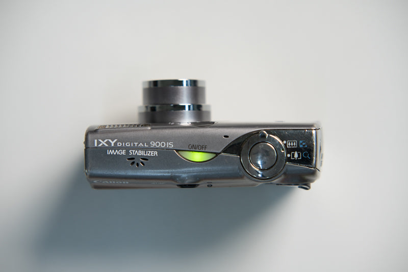 Canon IXY Digital 900 IS Digital Camera - Metallic Grey