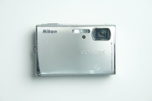 Nikon Coolpix S52 Digital Camera - Metallic Silver