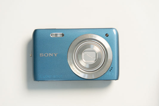 Sony Cybershot DSC-W670 Digital Camera - Sally Blue