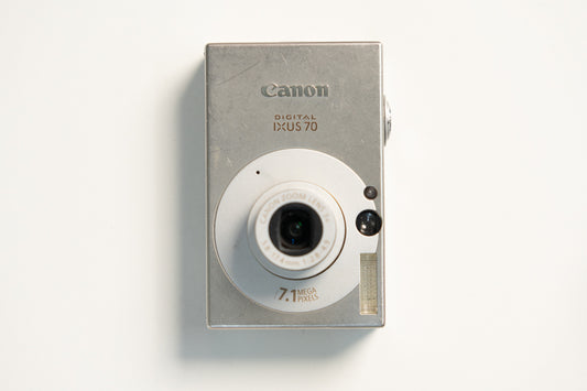 Canon IXUS 70 Digital Camera - Silver