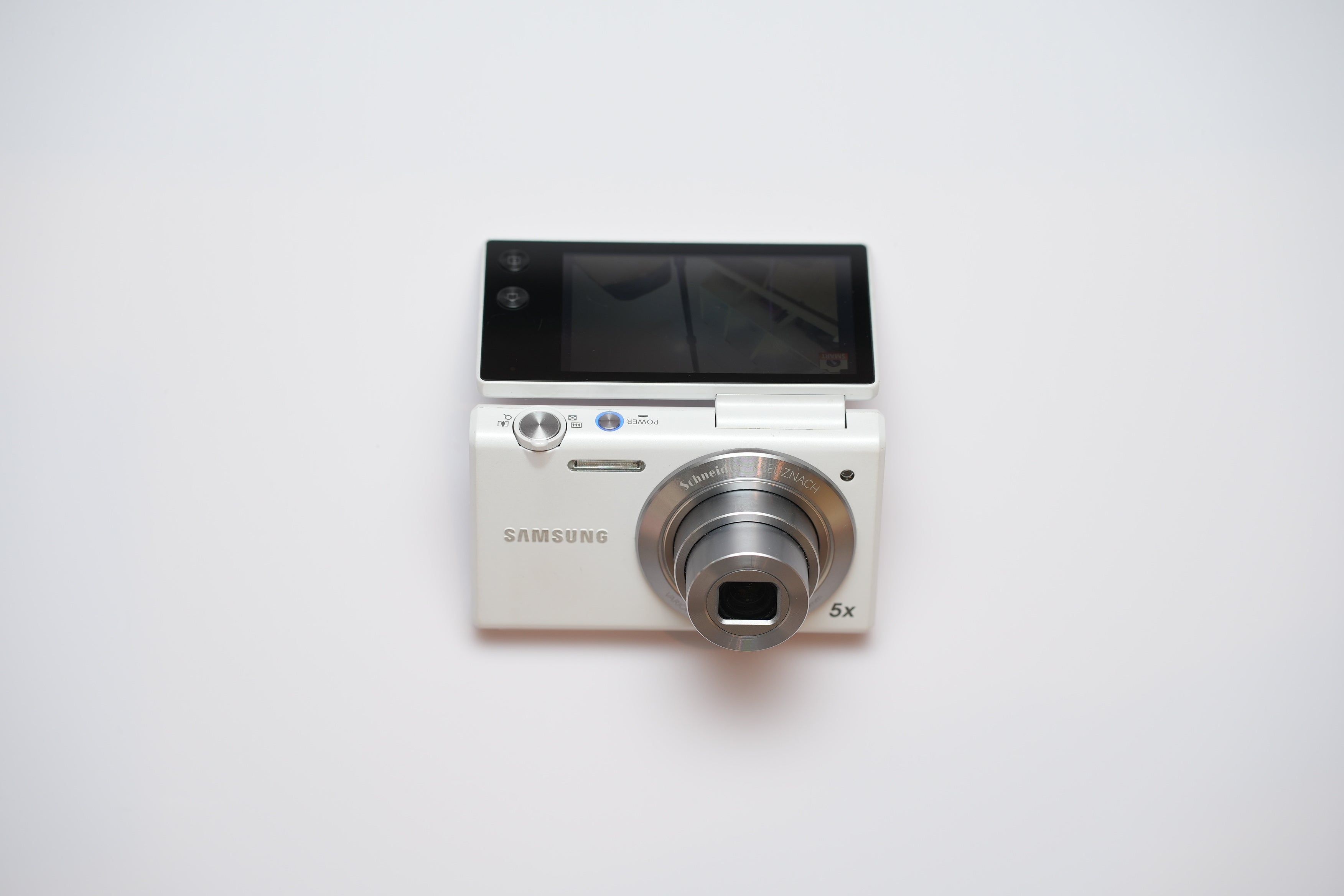 Samsung MV800 Flip Screen Digital Camera - White (Rare)