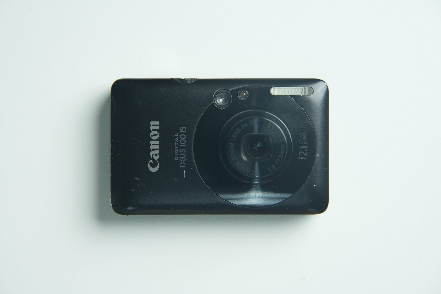 Canon IXUS 100 IS Digital Camera - Black