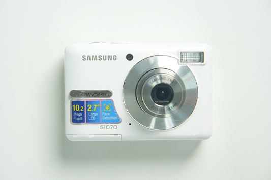 Samsung S1070 Digital Camera - Gloss White