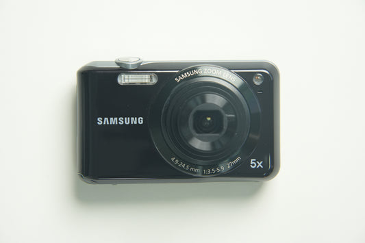 Samsung ES65 Digital Camera - Gloss Black