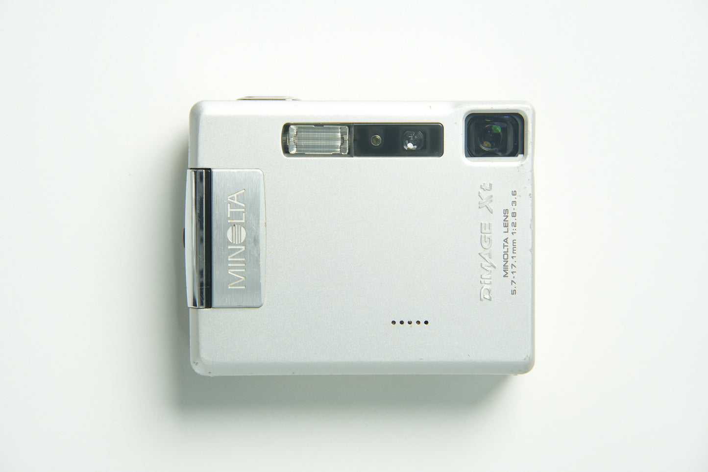 Minolta Dimage Xt Digital Camera - Metallic Silver